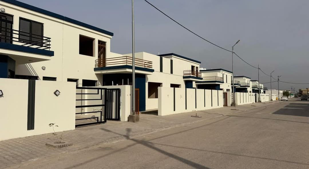 دار مميز في مجمع النخيل السكني
في محافظة النجف الأشرف 📍
في العراق 🇮🇶

شارع 12 مرحله ثالثه استلام سنه 

مساحة 200م طابقين ثلاث غرف نوم

السعر الكلي 175 مليون دينار عراقي
واصل 40 + تطلوعة 

للسعر اكتب / تم / تجيك تفاصيل كاملة
للعقار وسعره 🌴🌤

تواصل مع موظفين المكتب التسويقي لعقارات الصائغ للاستثمار العقاري 
*********** / *********** / *********** 

الفرع الاول 1️⃣ : شارع المجمعات السكنية  مقابل مجمع الكرار السكني مكتب الصائغ للاستثمار العقاري 📍

نتشرف بكم
