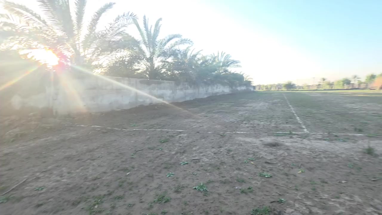 قطعه ارض مساحه ٣٥٠ وجها ١٠ نزال ٣٥ تصلح انتكون مزرعه عنون شارع سكلاات خلف الغسل الكرار تبعد عن شارع ١٠٠ متر موقع مميز سند زراعي تحويل مباشر لاستفسار اتصل بلد ***********
