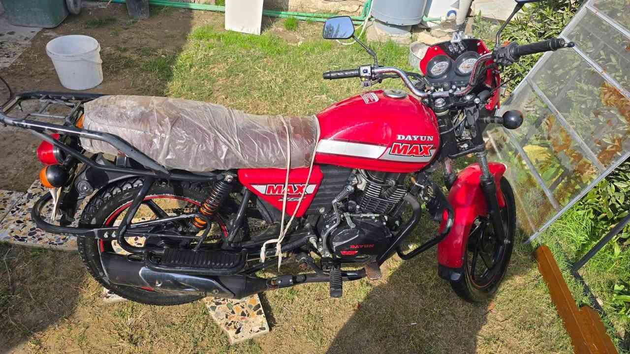 سلام عليكم دايون ٢٣ مكفوله بدي ومكينه وجيب فيتر وتعال لا مشتغله دلفري ولا شي بسمي رقمها ديالى مشروع وطني مكاني بغداد يم مخابز باب الاغا 
سعرها مليونين و٦٥٠ وبيها مجال قليل وما اعتقد اكو هيج نظافه بهذا السعر ***********
