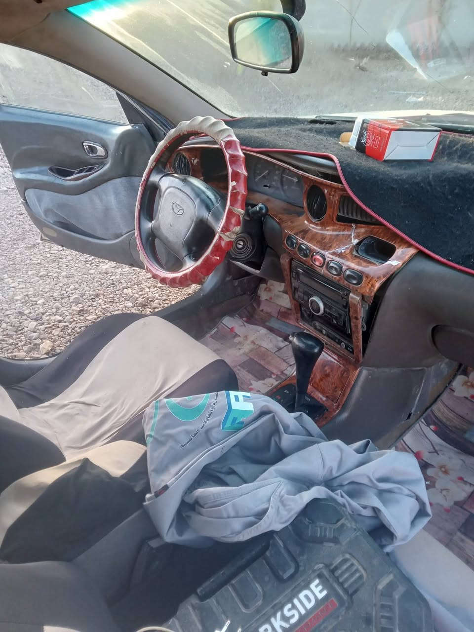 السلام عليكم 
سيارة دايو لكنزا موديل ٩٧ محرك مسكر ٢٠٠٠ وكير ميكانيكي اوتوماتيك صدر أمامي جديد من محمد الأمين من الحلة صارلي ٥ ايام من شديتة سيارة خير من الله مال جناي سنوية ما ساقطة شرط المداور ثاني يوم  للبيع او مراوس بسيارة انظف منها وانطي فرق
شرط مكينة مسكر ما اريد مفتوح للتواصل ***********
