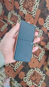 آيفون 11 برو ماكس • ذاكرة ٥١٢ • بطارية ٧٧٪