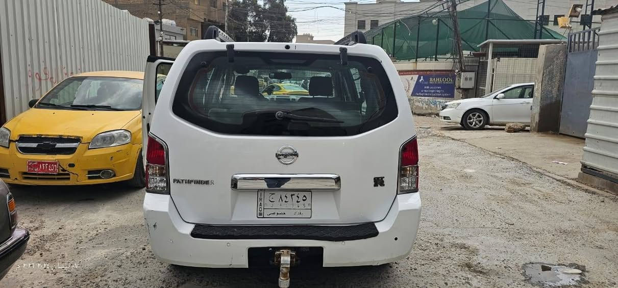 نيسان باثفندر ٢٠٠٧ كلين وارد امريكي ٨٥ ورقة رقم بغداد باسمي *********** غير متواجد على الفيس
مكينه بلاديه وعليها ادامة كاملة وتبريد جديد
