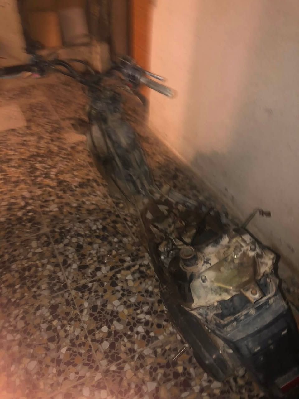 سلام عليكم ستين عصفوريه مفصخه نقص جنطه ومربوطه جطل الدراجة فقط كاطعه نارررر
رايدها ب50 قفلل كفراتها موجوده


**إذا كنت صاحب هذا الإعلان وتريد حذفه لأي سبب، رجاءا أرسل رسالة إلى الدعم الفني**