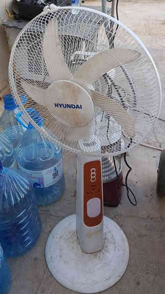 شاشة TCL 55  (مع هدايا) 650 الف... ***********
