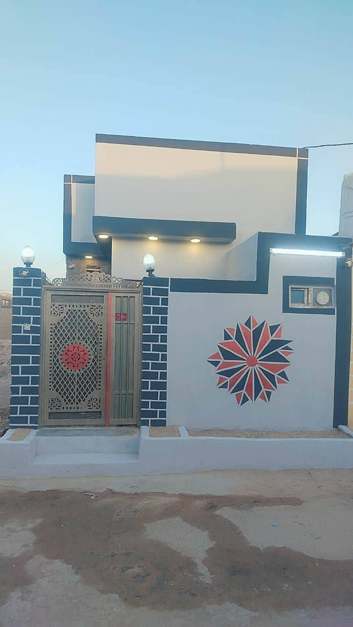 سلام عليكم البيت للبيع مساحه 110متر غرفه وصاله ومطبخ واستقبال وحمام داخلي وخارجي مكشوفه كامل مكمل اساس صب كونكريت سقف صب كونكريت سقوف ثانوي البيت كله سراميك بناءحث درجه اولى العنوان نجف شارع كربلاء عمود 136شارع الصيدليه قريب الشارع العام كافت الخدمات ماي كرهباء وموالده سوك مدارس خط كيات سوك ملاحضه البيت مشمول بل تطويب مداور ثاني يوم قرار محكمه بسمك ومعامله كامله للنتصال *********** او واتساب
