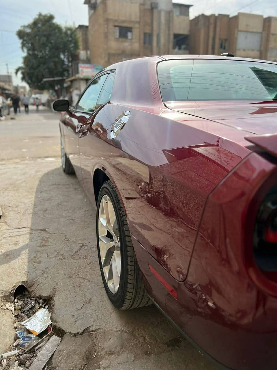 جالنجر موديل 2020 GT  ماشيه 48 حادث جاملغ وبنيد والجملغ الثاني مرشوش يعني بجم مصبوغ 17 وبيها مجال ***********. هذا رقم صاحب السياره بي واتساب اني مكلف بلنشر
