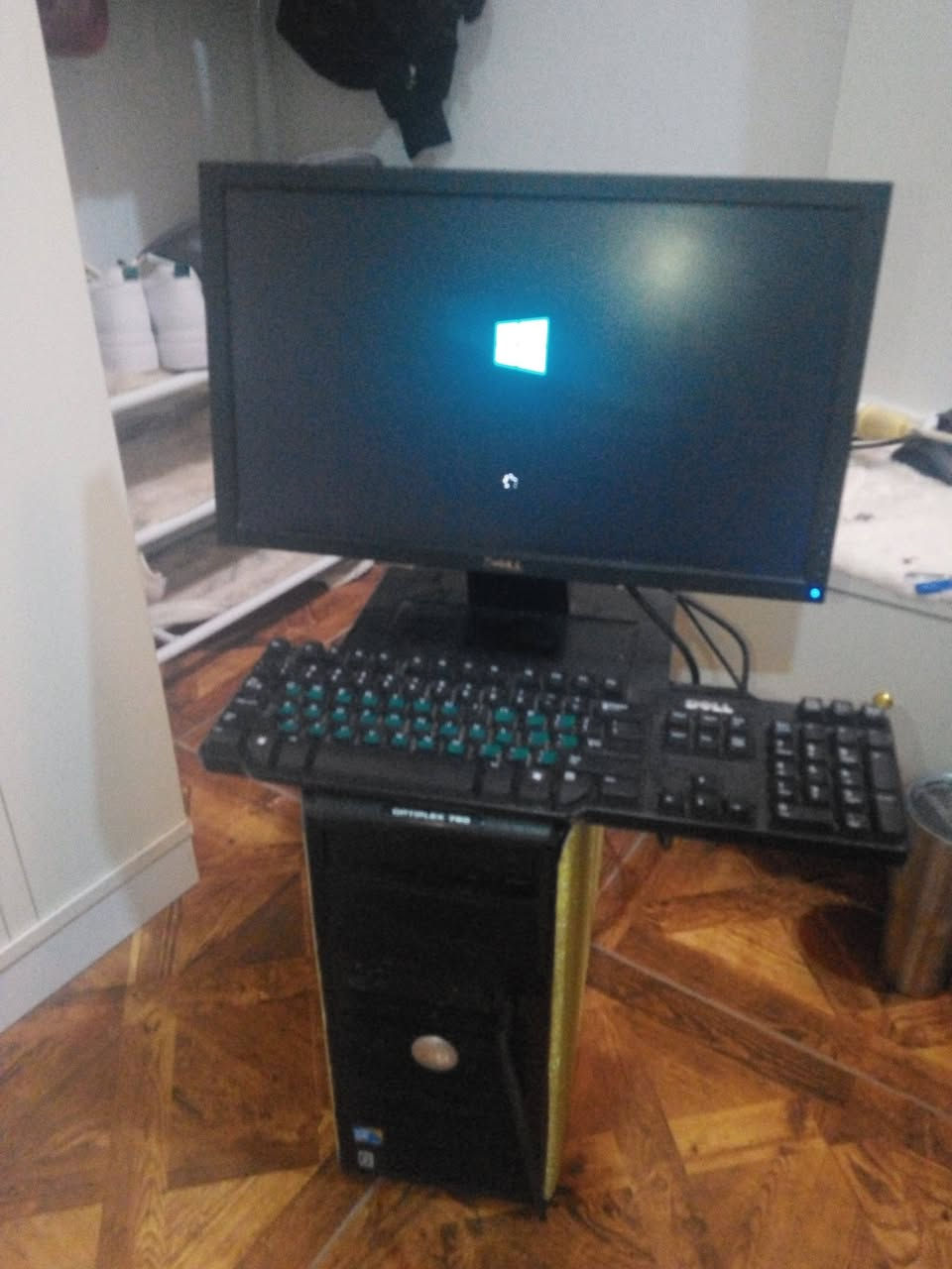 مراوس اب بلازمه او للبيع كمبيوتر نوع DEEL شاشه اوكامل ملحقاته بس كنك وشغل للبيع سعر 150$


**إذا كنت صاحب هذا الإعلان وتريد حذفه لأي سبب، رجاءا أرسل رسالة إلى الدعم الفني**