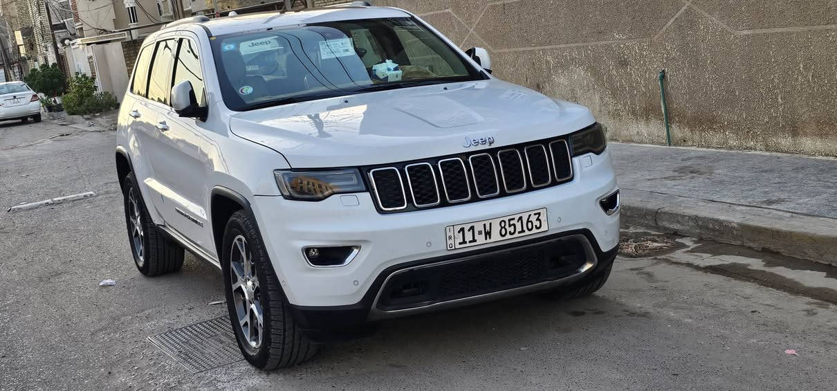 السلام عليكم جيب خليجي لمتيد بلاص 2019 فول الفول كل المواصفات مال الجيب  بيها 
واحد على واحد مكفوله كفاله عامه سياره جاهزه ماشيه 64 مايلل مكان السيارة  كفاءات السيديه ((#السعر٢٩الف))
 بيها مجال ***********
