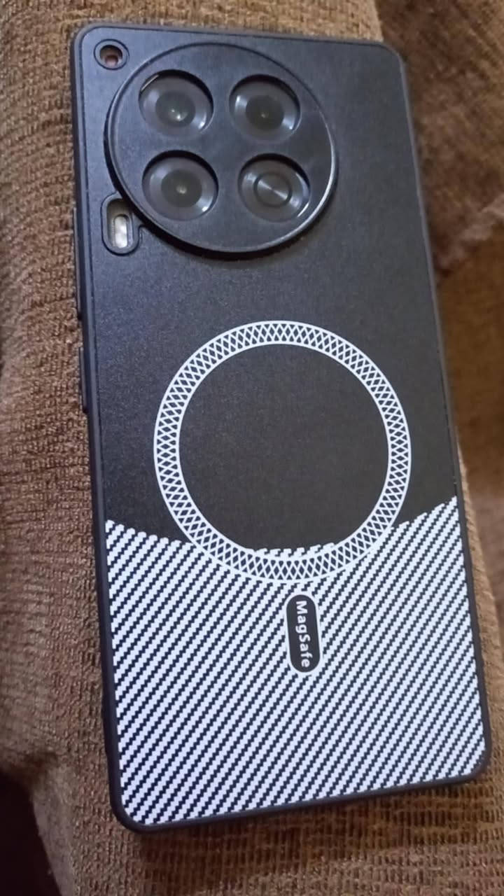 سلام عليكم تكنو كامون 30فايف جي ذاكره 512رام 12+9 يدعم بصمت شاشه  جهاز نضيف حيل سعر 225 قفل يرهم مراوس حسب سعر جهازك مكاني كركوك عمل شعبي


**إذا كنت صاحب هذا الإعلان وتريد حذفه لأي سبب، رجاءا أرسل رسالة إلى الدعم الفني**