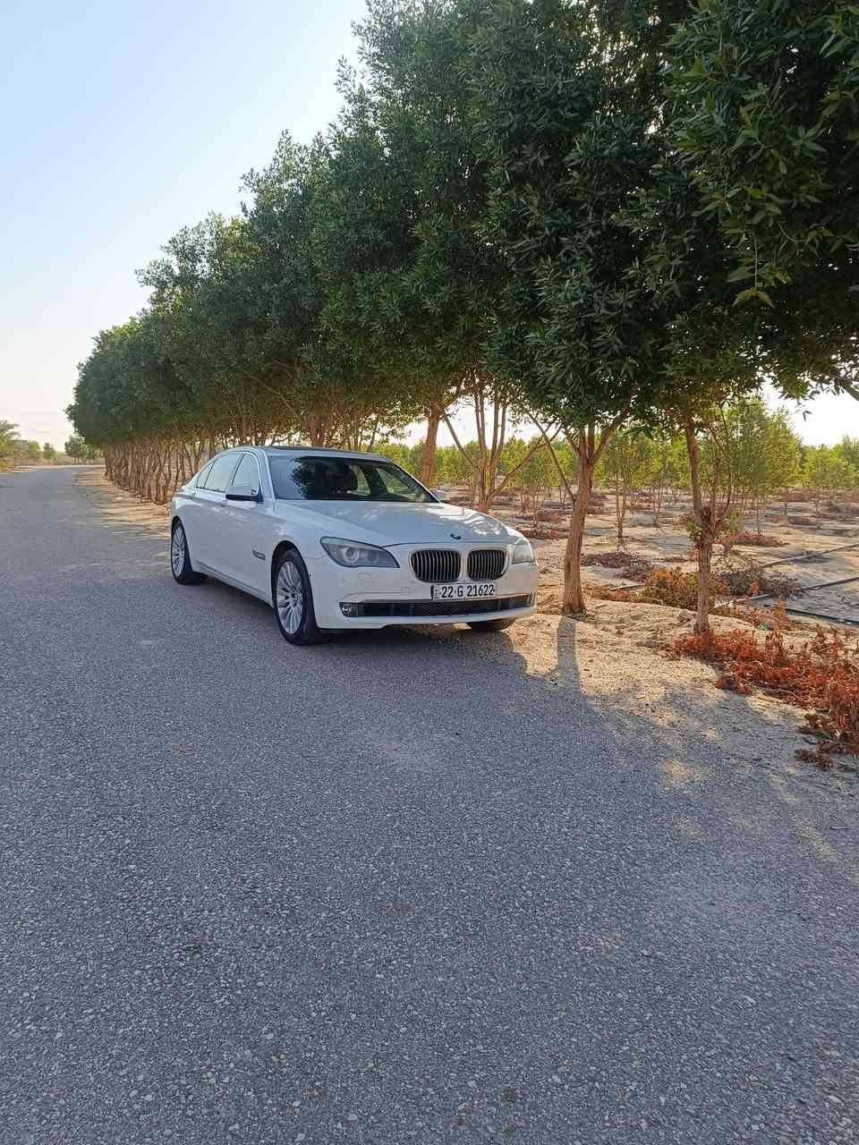 للبيع 730li f02 بسعر 185 
رقم اربيل بسمي.
مواصفاته 
خمس كاميرات.. بلوتوث.. اوكس.. لايت عدسات . حساسات.. ابواب شفط .. خمس بردات .. خزن كشنات
نص قطع صبغ وبارد قليل 
موجودة بالبصرة ***********
