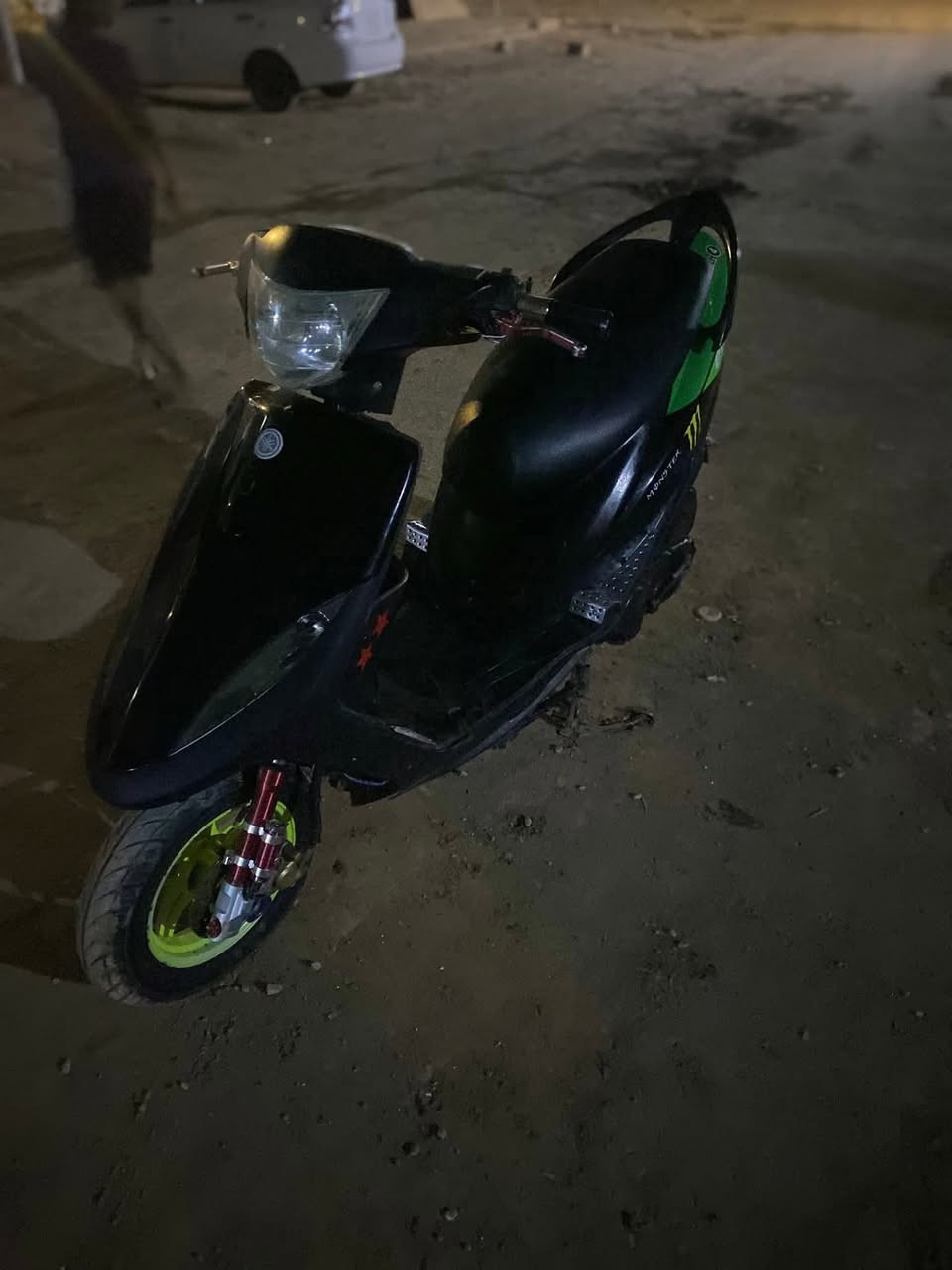 سلام عليكم ماكس عدله للبيع دراجه كلشي بيها بلادي فقط مزوده بوشه 55 سعر 450وبيها مجال حك جيتك للاتصال ***********
