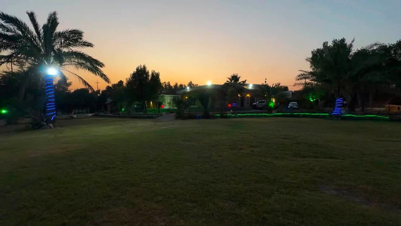 مزرعه العصريه للأيجار اليومي العنوان بغداد البعيثه قبل المجزره رقم الحجز ***********
