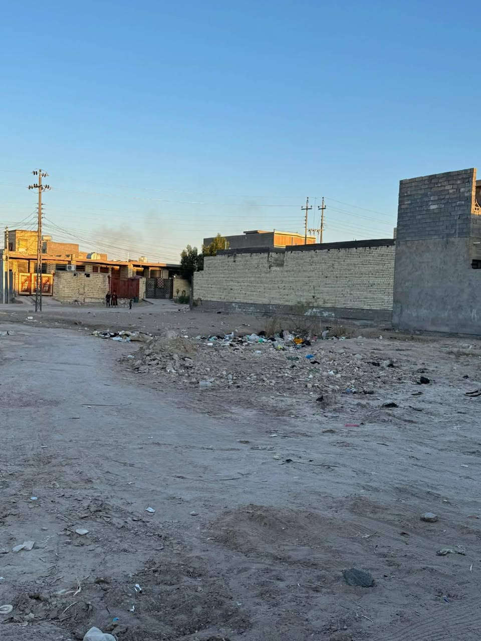 اعلان هام: قطعه ارض للبيع في الفلوجة - حي الشهداء - موقع مميز
رقم القطعة: 25251
المساحة: 125متر (واجها 6.25 والنزال 20) 
الشارع: 10متر (عرض ممتاز) 
خدمات كاملة: ماء مجاري كهرباء
السعر: 35مليون (وقابل للتفاوض) 
للتواصل مراسلة على الواتساب ***********
