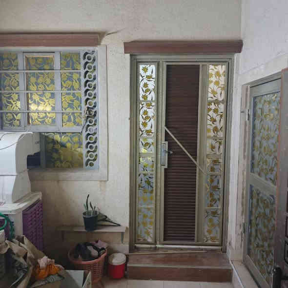 يا الله يا رزاق عندي بيت المساحه 105 متر نجف كوفه نقطه داله اسواق فتك منطقه كلش حلوه البيع مستعجل بناء جديد السعر 35 وبي مجال مراوس سيراوس***********☎️
