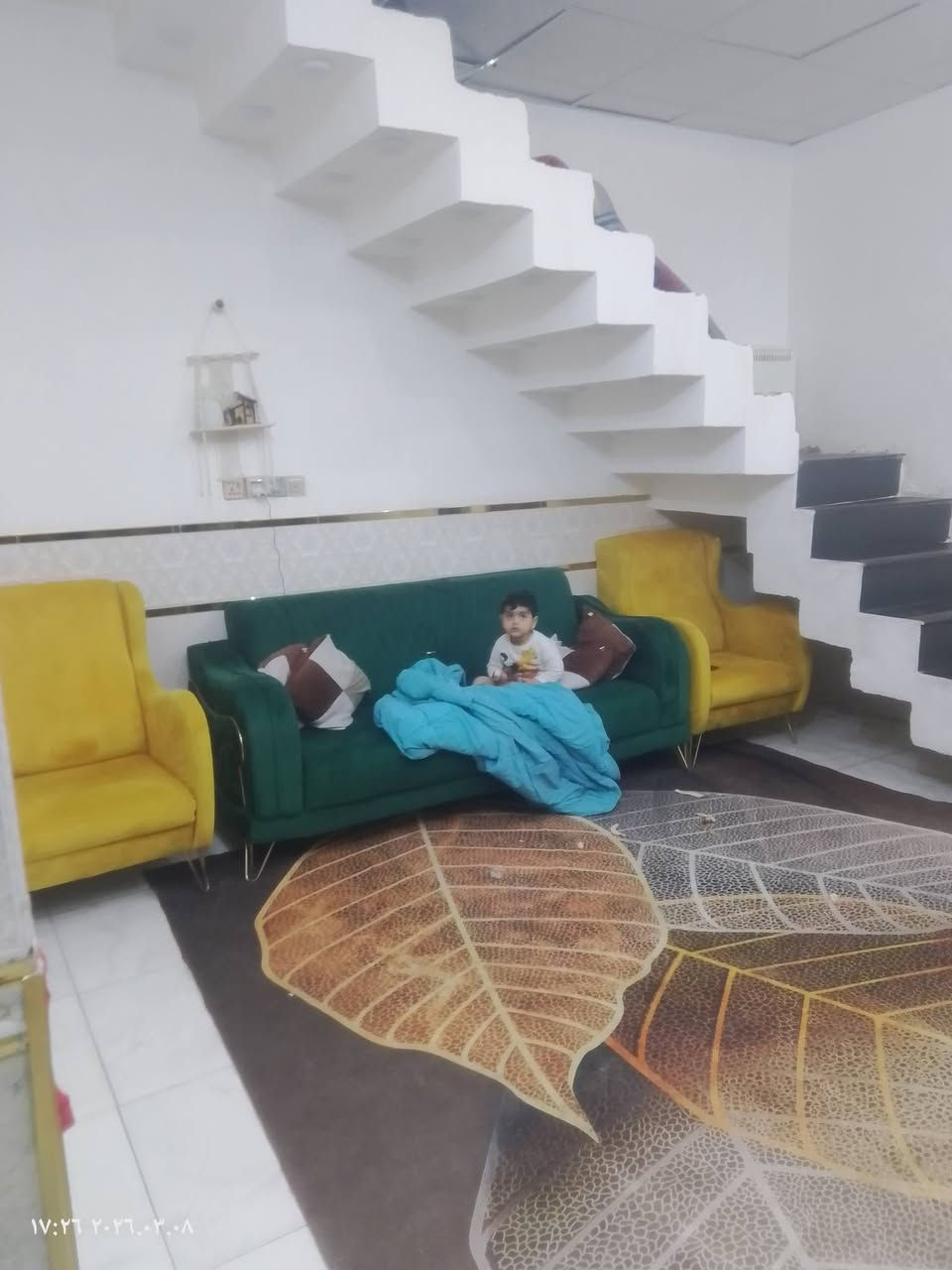 بيت لبيع أو مراوس في الشعله أم نجم شارع الامين قرب مدرسه حجر ابن عدي الابتدائيه بيت جديد بناء 25 مطلوب اسكان لتصال *********** مساحه البيت 140متر. 7في20الواجهه
