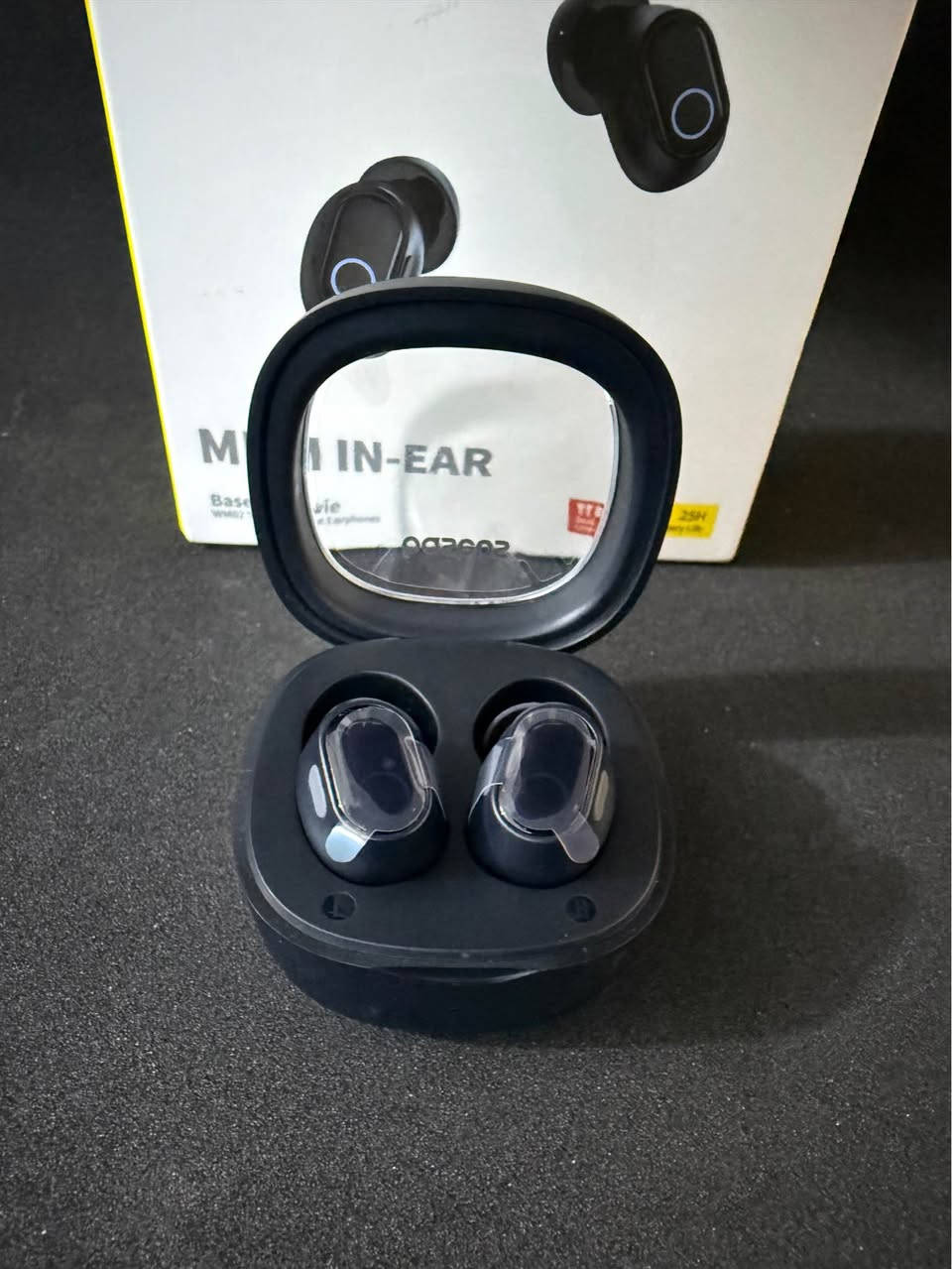 سماعة ماركة Baseus Bowie WM02 

جديدة لوك أصلية

الاتصال: تدعم تقنية Bluetooth 5.3، مما يوفر اتصالاً مستقراً واستهلاكاً منخفضاً للطاقة لمسافة تصل إلى 10 أمتار

توفر السماعة 30 ساعة مدة استخدام مع علبة الشحن

تدعم تقنية الشحن السريع من Baseus؛ حيث يوفر شحنها لمدة 10 دقائق فقط نحو ساعتين من الاستماع

الأداء: تتوفر فيها وضعية "الزمن المنخفض للغاية" (Low Latency) بمعدل 0.06 ثانية، وهي ميزة مثالية للألعاب لضمان تزامن الصوت مع الصورة بشكل مثالي

يمكنك تخصيص إيماءات التحكم باللمس والبحث عن السماعات المفقودة من خلال تطبيق Baseus الرسمي

السعر 25 ألف والتوصيل مجاني كل العراق 🚚

للحجز والاستفسار مراسلة الصفحة 

رابط واتساب مباشر الي يريد يراسلني 👇

https://wa.me/message/ANGQMMLUZKO4C1 بغداد, العراق


**إذا كنت صاحب هذا الإعلان وتريد حذفه لأي سبب، رجاءا أرسل رسالة إلى الدعم الفني**