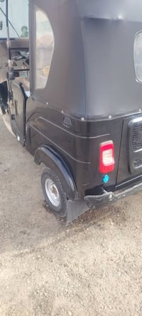 تكتك سوداء للبيع 24 كفاله عامه كشره ومكينه 07811620838
