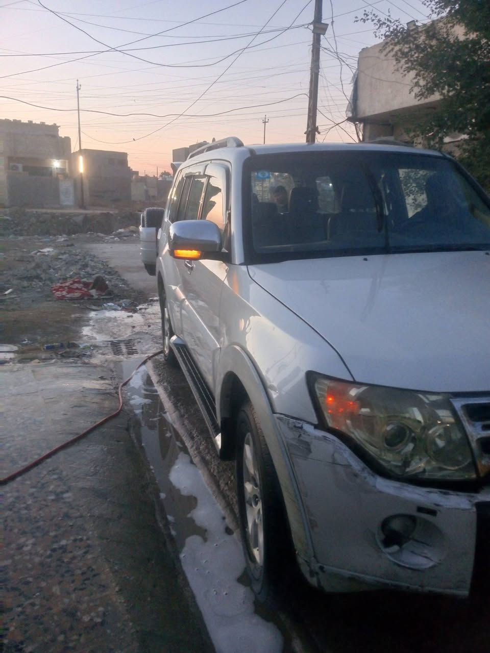 سيار باجيرو البيع 2009 ضربة بس يم الآيت محركهة بلادي تايرات نضيفة مكان الشعب السريدات كشن نضيف*********** متواجد واتساب ومازنجر سعر 130ورقه
