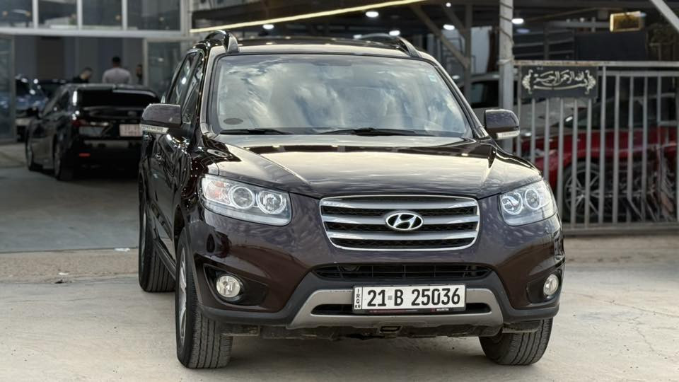 سنتافي 2012
خليجي 
كفاله عامه مكفول من صبغ وضربه 
گير محرك بشرط لانقص لا تبخير 
سياره على وضع شركه ماشيه 92 الف كيلو 
تخم تاير جديد رقم سليمانيه سنويه جديد 
مكان سياره خانقين سعر 155 وبي مجال 
***********
