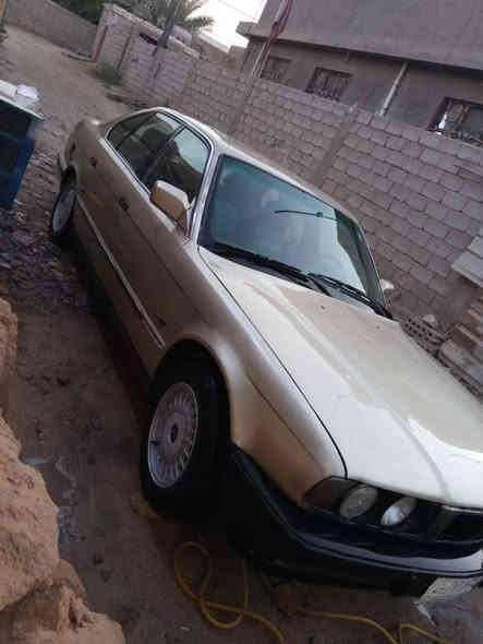 للبيع 525مديل89حداديه 70محرك 25مفتوح كيراوتماتيك محرك يدخن كشركدام العين تايرات جدد كهربايات كل شغالات رقم بغداد الماني مداورشوكت متريد 40وبيه مجال ***********
