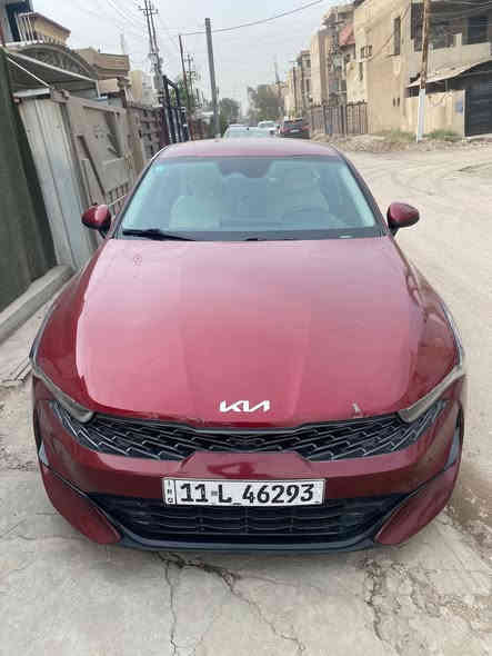 سلام عليكم k5 للبيع  موديل 2022 امريكي 1.6 turbo
مواصفات
بصمة 
🛣️ قيادة ذاتية على الخطوط السريعه
🅿️ هاند بريك بصمة
🚗 تشغيل عن بعد
⚡ مثبت سرعة
🛡️ نظام ABS
⛓️ مانع انزلاق + حساس إطارات
📺 شاشة
📸 كامره دوارة
⚙️ كير أوتو + عادي
📡 رادار جانبي + رادار امامي مراقبة النقطة العمياء
⚪ رادار الخطوط البيضاء
💡 لايتات 4 عدسات (LED + زينون)بلادي
🚀 أنظمة قيادة (Eco / Sport / Smart / Normal)
🎶 بلوتوث + AUX + USB
🛑 أوتو بريك + Auto Hold
🛰️ خريطة + نظام ملاحة
🧳 صندوق بصمة. 
⚠️ حادث: جاملغ عكس السايق مصبوغ صور الحادث بالمنشور
بدون ايرباك لغد شاصي مكفول كير محرك تبريد صدر كله مكفول
سياره ماشيه 74 الف ميل
السعر 182$ وبيها مجال بغداد حي الخضراء للاستفسار اتصل ***********
