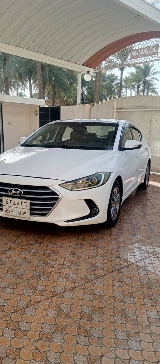 النترا 2018 خليجي
مكفوله من الصبغ والتبديل 
مكينه كير حداديه جديده 
بأسم شركه وكاله تحويل 
محرك 2000 دوش
السعر 134
للاتصال ***********
مكان سياره حله
