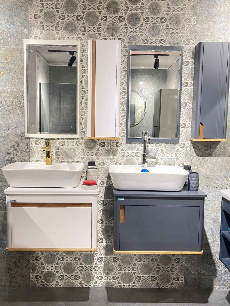 تريد حمّامك يطلع راقــي على الطريقة التركية؟
ويا WTD.IQ راح تحصل على الستايل اللي يغيّر شكل البيت من الباب للباب 🇹🇷✨

✔️ مغاسل تركية بتصاميم عصرية
✔️ كابينات أنيقة تضيف فخامة للمكان
✔️ خلاطات وإكسسوارات بجودة عالية
✔️ ديكورات مدروسة بكل تفصيلة

🛻 توصيل سريع لكل المحافظات
📍 الفلوجة – الجغيفي الثاني – مقابل جامع الفاروق
📞 *********** | واتساب: ***********
#WTD_IQ #ستايل_تركي #فخامة_الحمام #تصاميم_راقية #الفلوجة
