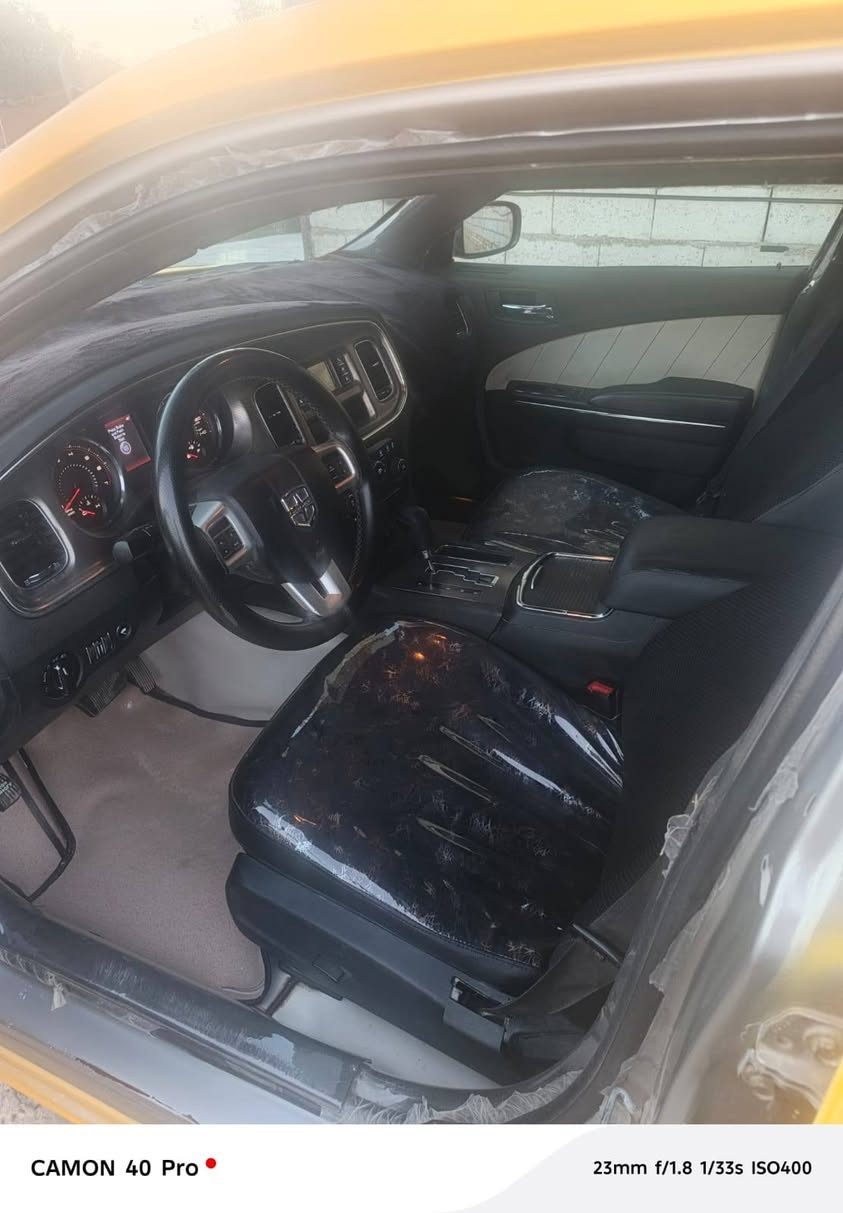 سلام عليكم جارجر 12جاهزه تخم تاير مكينه وكير واكسن جدد سيارة مصفره مرور وه‍يئه تحويل يمته ماتريد أي نقص ما بيها سيارة جاهزه لشغل سنويه ماصاقطه ل 28 لسعر 142 وبيها مجال لعنوان محافظت لديوانيه قضا لحمزه لشرقي لستفسار ***********
