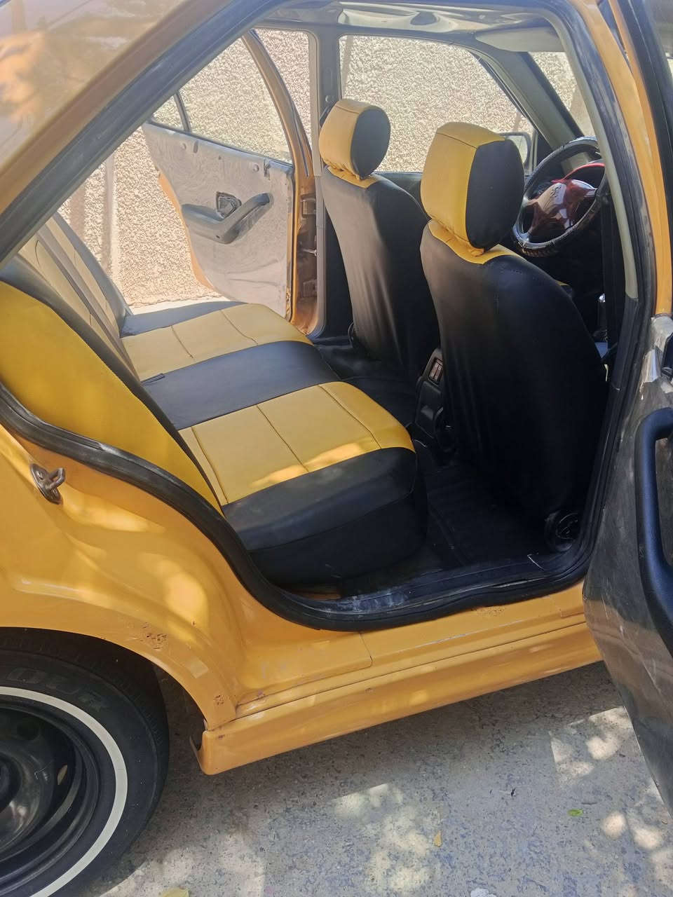 بيجو بارص موديل 15سياره مال بيت كفاله عامه تخم تايرصدر إمامي خلفي جديد. تبريد ثلج بدون اي صبغ
 مكان السياره بغداد ناحية الوحده مقابل مجمع ريحانه السعر.   45.  وبيه مجال.   ***********
