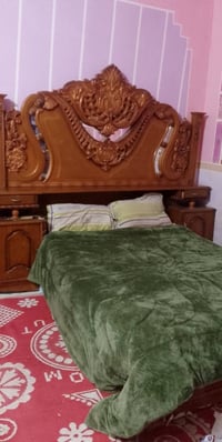سرير • أثاث غرفة نوم • للبيع