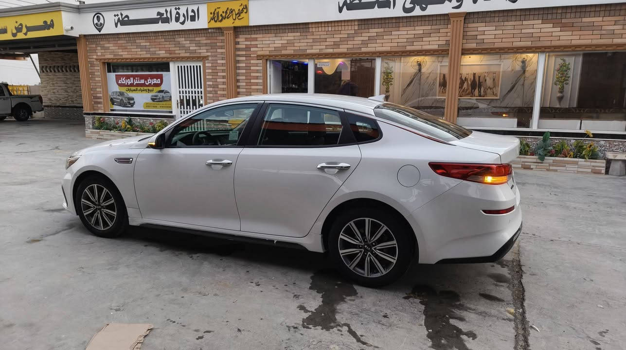 كيا اوبتيما 2020
وارد امريكي تبديل جاملغ بدون ارباك رقم اربيل وكاله عامه بسم المشتري موصفات نص سياره جاهزه بدون اي نقص
السعر 145 
***********0 واتساب
