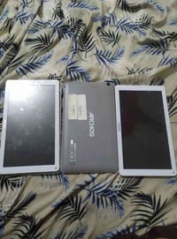 جهازيات ايباد عدد3 نعويه زينه  شغالت   سعرهن كلنه70لف شراي وتساب نتصل ...