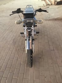 دراجة • موديل ٢٠٢٥ • شبه زيرو