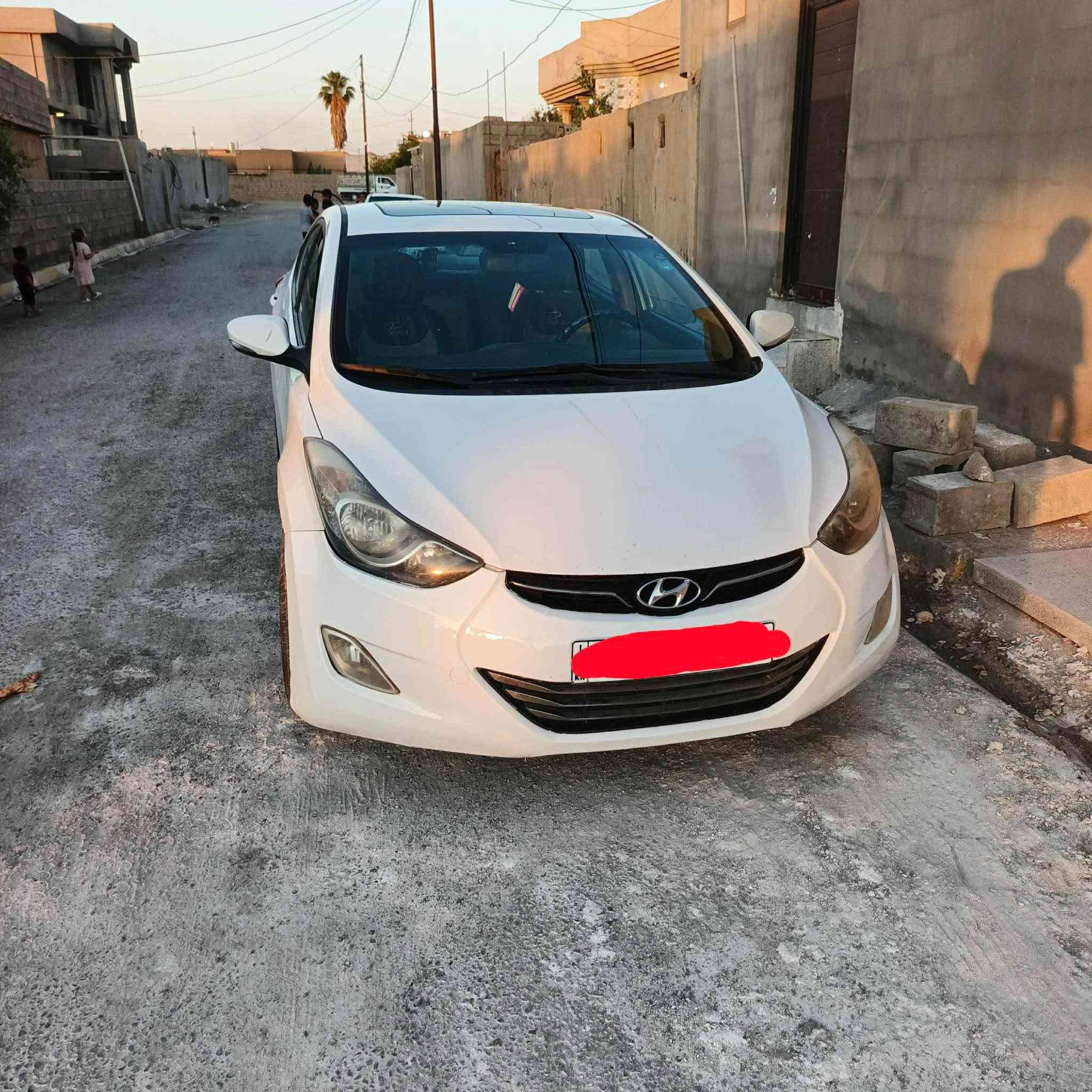 سيارة هونداي النترا مضلعه موديل ٢٠١٢ خليجي سيارة بيها قطعة وحدة الباب الوره السكن وبعض الملاحظات البسيطة لاتذكر محرك وگير شرط مامفتوحات محرك ١٦ تبريد ثلج  السعر ٩٩ ورقة وبيها مجال مع دفتر بانزين صاحب السيارة من العباسي وباسمو 
رقم اربيل للاستفسار الاتصال على الرقم *********** كركوك, العراق
