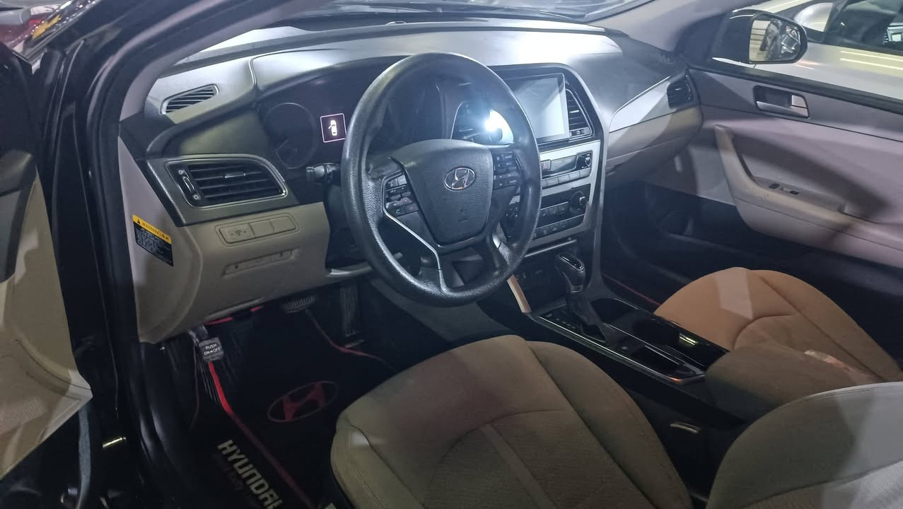 السلام عليكم سوناتا موديل 2016 محرك مامفتوح بدون صبغ كلين سياره ماشي 130بدون ارباك سنويه جديد يرهم مروس حسب السيارة مكان السيارة موصل ***********
‏‪0771 974 1954‬‏
