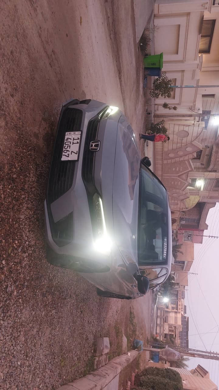 للبيع او مراوس سياره عالية
HONDA CIVIC
الموديل :2024

المحرك :2000 تنفس طبيعي

الارقام: بغداد  

العداد:22  ميل  

الموصفات🔻

بصمه تشغيل -بصمه ابواب-تشغيل عن بعد-كاميرا خلفيه-تحديد مسار-مانع اصطدام-شفتات ستيرن-مود درايف nomrmal,sport,eco-اوتو ستوب-اوتو هولد-لد امامي وخلفي-لايت زنون-رادار امامي -مثبت سرعة-عداد دجتل  

الحادث مع السونار شامل فحص السياره عام🔻

 الضرر جاملغ خلفي وقبق جنطه مبدل 🏴‍☠️ بجم كبس 

للاستفسار: ***********

السعر :  150 وبيها مجال بسيط
