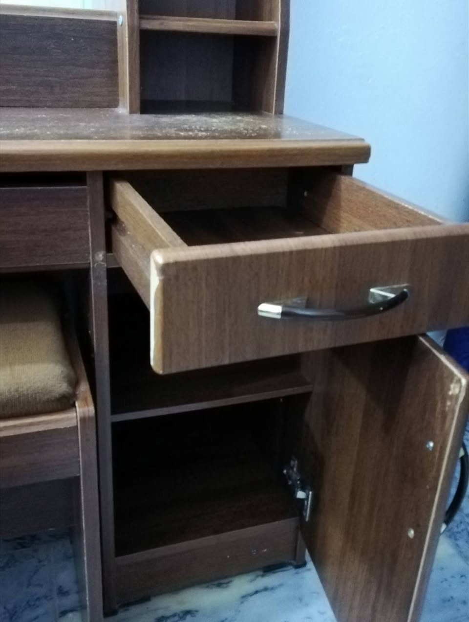 غراض للبيع
العنوان بغداد حي الجامعة


**إذا كنت صاحب هذا الإعلان وتريد حذفه لأي سبب، رجاءا أرسل رسالة إلى الدعم الفني**