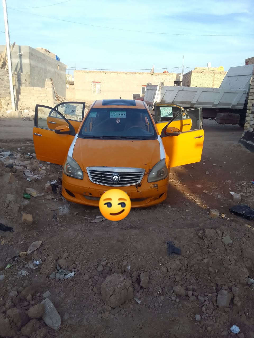 سلام عليكم سياره للبيع جيلي موبل مديل ١٣ رقم بغداد الماني سيارة نضيفه  مطلوبه هيئه٣٠٠الف سعر ٢٤بيها مجال قليل لشراي  رقم ***********
