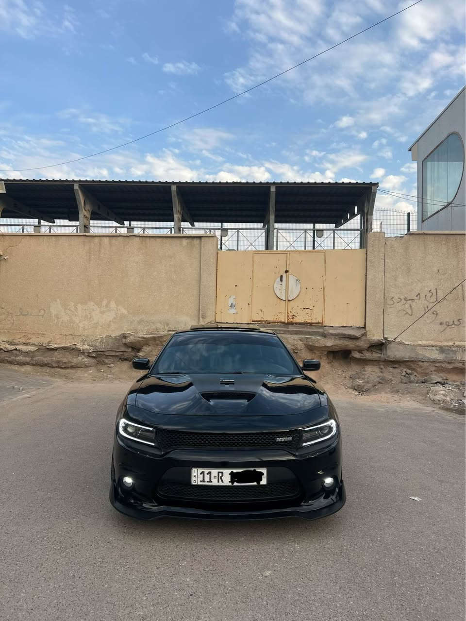 سلام عليكم جارجر دايتونه مديل 2018 مكينه5700  اصل وارد امريكي حادث كلش بسيط الجاملغ الامامي الايمن مبدل اصلي 
بدون شاصي بدون لغد حته العرضانيه 
بلاديه وحته الراديترات بلاديه وباقي السياره كفاله مكنيه وكير وحداديه واكسل مكفولات
موصفات السياره فول 1/1 ✅
1/ فحته سقف 
2/ ستيرن كهرباء وخزن ميموري
 3/ كشنات كنتاره تدفئه وتبريد كهربائيات 
4/ شفتات ستيرن 
5/ شاشه كاربلاي وكامره خلفيه
6/ ويلكب حجم 20 اصلي 
7/تشغيل عن بعد
8/ كت SRT بلاد 
السياره عليه تزويد عليه برمجه سيفتي 
كاجكان اصلي عليه تفريغ ولف حماوه
رينسنك وعليه دبل فان خليجي عليه
شوته رياضيه بلاد السياره كلش جديده
ماناقصه برغي ماشيه 100 ميل حقيقي
السياره رقم بغداد مشروع وطني شرط التحويل 
مكاني البصره📍
الاستفسار *********** البصرة, العراق
