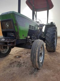 جزائرية للبيع  2002  مكينة نظيفه جاهز للعمل  محرك وكير باور  هودرليك  ...