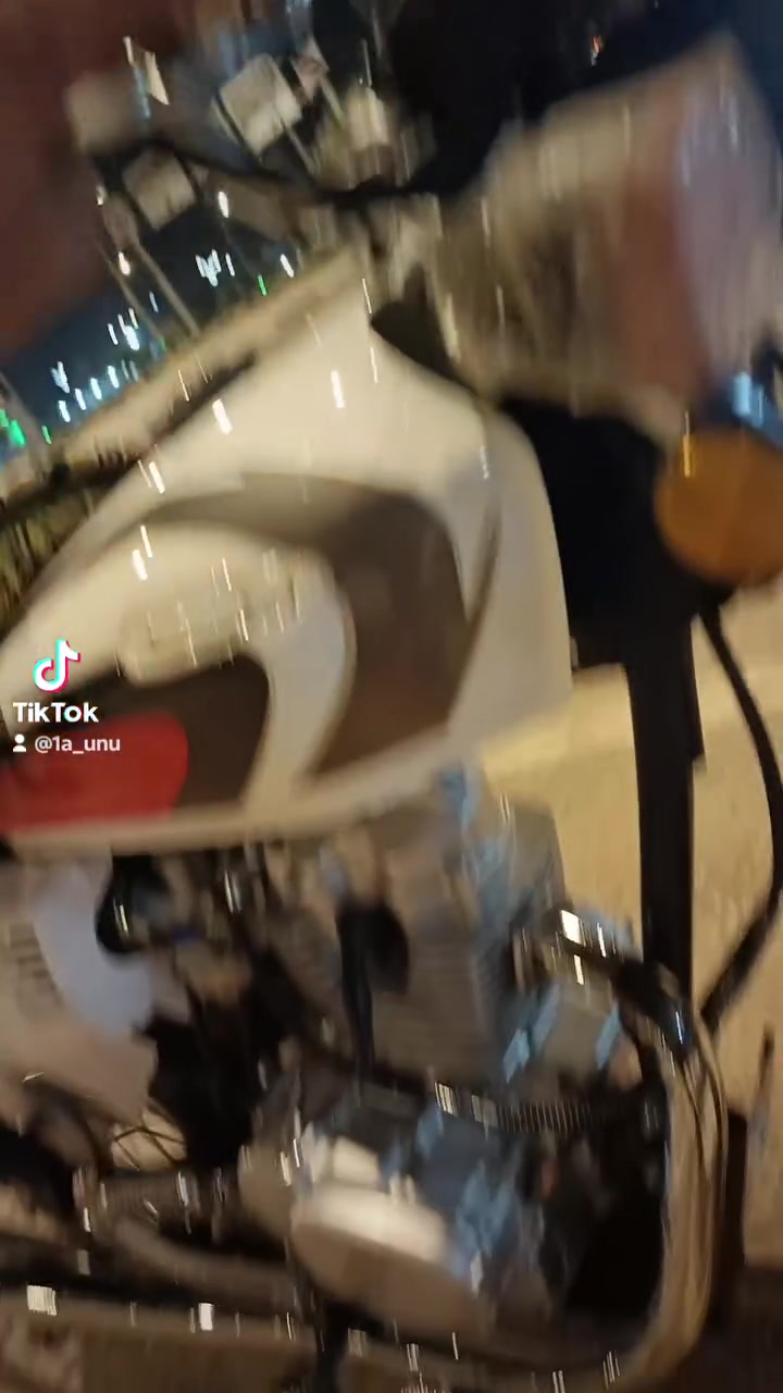 السلام عليكم دراجه 4 قير لون الابيض للبيع دراجه اوراق سكنر مو تقولون ما قلت لنا دراجه موديل 25 طالعه ب 2026 دراجه نظيفه وخير من الله الدراجه اكفلها لك توديها لاي مصلح مكينه ما مفتوح برقي بيها حبيبي سعر 725 والشراي بخير ويتدلل عنواني كربلاء قرب مجمع سيد اسماعيل***********
