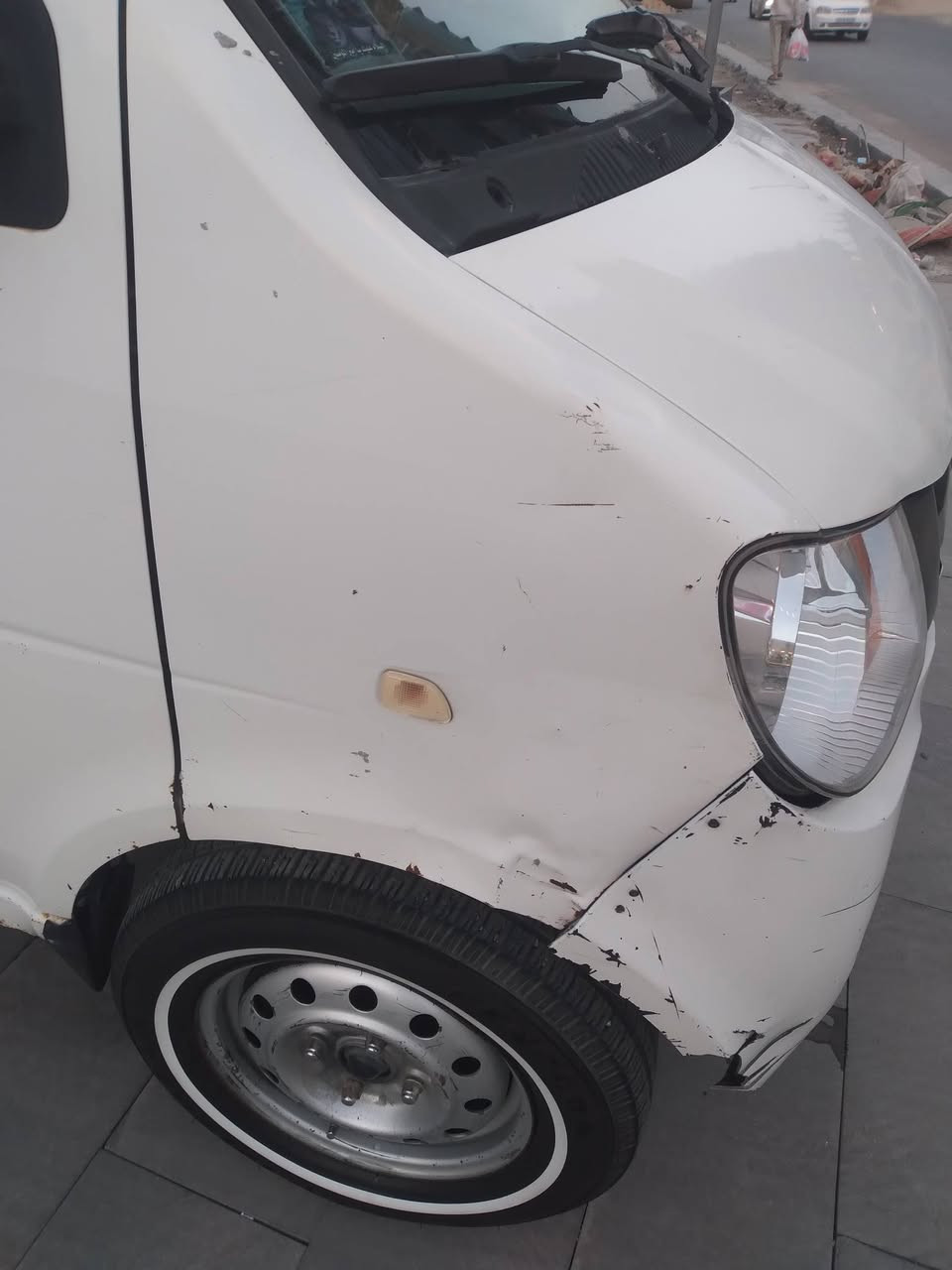 ليفان للبيع مصفره من الغرامات والهيئة تبريد شغاله موديل ١٤ رقمي ***********الكراده المسبح  السعر ٣٣$
