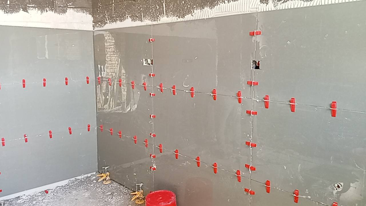 السلام عليكم كادر سيراميك مصري متفرغ البصره شغل درجه اولى تسليم هندسي تواصل واتساب ***********
