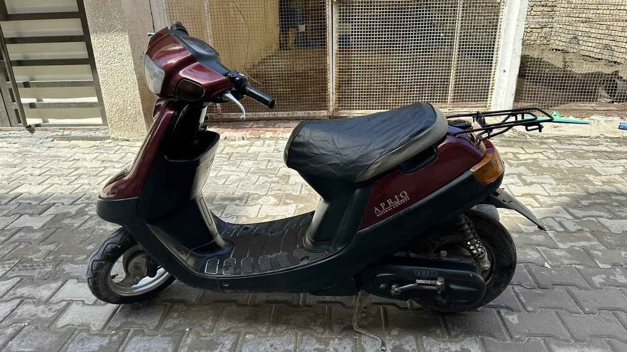 السلام عليكم بطه للبيع حلوه نضافته مامفتوحه نهائيا اشاير الكلوب الهورن السلف كله شغال رايده ب٤٥٠ وبيه مجال بسيط مكاني كربلاء قرب سيد جوده هذا رقمي ***********
