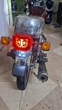 دراجه ايرانيه شغاله مابيهه نقص نكره سلف ونكره هندر  محرك مامفتوح سعرهه...