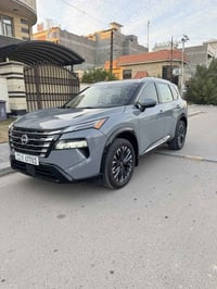 نيسان روج موديل ٢٠٢٤  محرك ١.٥ توربو  بلاتينيوم اعلى مواصفات  صبغ بنيد...