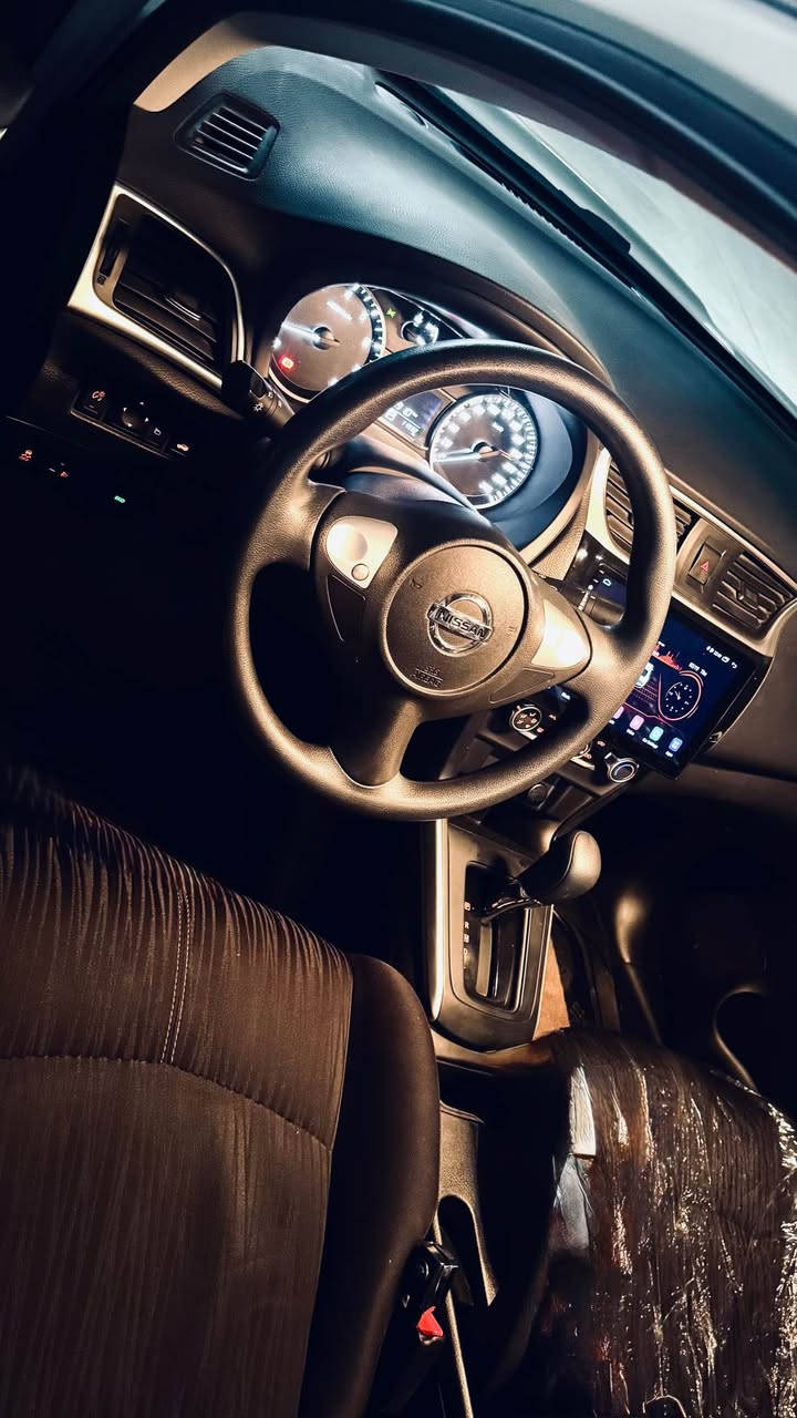 نیسان سینترا ٢٠٢٥
بێ بۆیاخ بێ سارد
ناو رەشی مرغوب
شاشەو کامیرا
سەیارەکە لۆک لۆکە وەک سفر وایە
***********
*********** السليمانية, العراق
