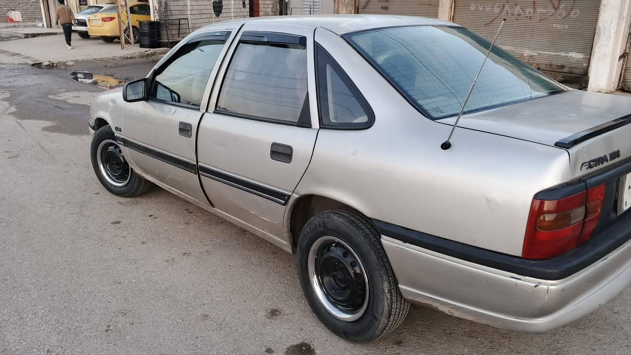 السلام عليكم فكترا للبيع  18  محرك نضيف بدون صبق  رقم الاماني نينوئ استفسار ع الرقم *********** اخي انا خاص ماعندي لاحد يراسلن
