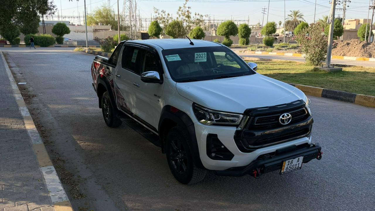 سلام عليكم..
تويوتا هايلوكس..TRD..
مواصفاته معروفة V6.. ماشية 108حساس امامي خلفي شاشة چبيرة رقم بابل تحويل مباشر مكاني بابل بيه بارد كلش بسيط يم البك لايت ومسحوب كارت والباقي كفالة عامة السعر 335 مجالة بسيط
           ***********
