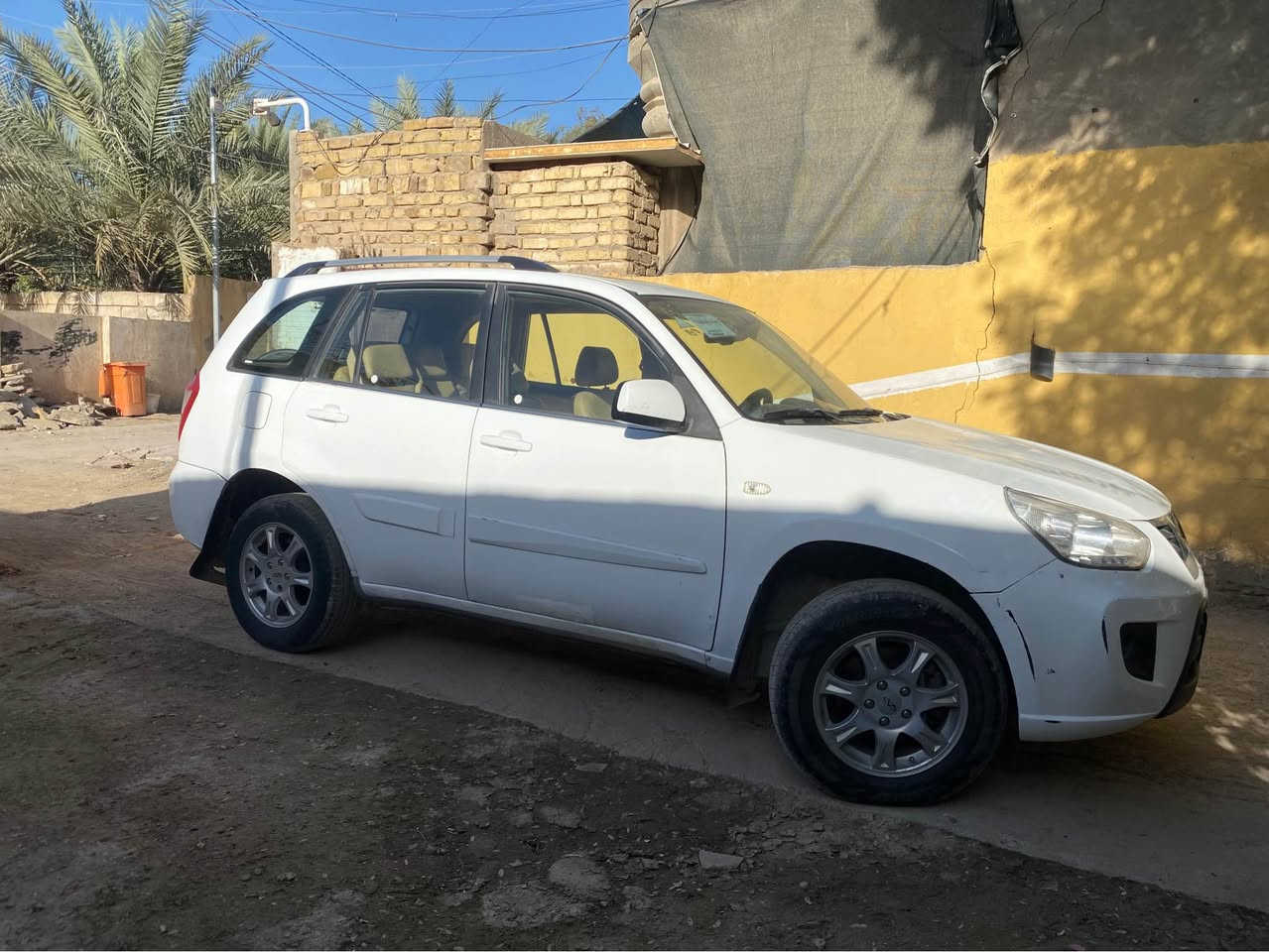 السلام عليكم سنة سعدية 
تيكو 2013
سياره مكفوله من كلشي كير محرك ممتاز تبريد ثلج
السعر 57 مستعجل مجال قليل مكاني الحلة المتحتية *********** حلة, بابل
